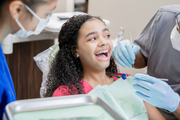 Best Broken or Cracked Tooth Emergency Dentist in Long Hill, CT